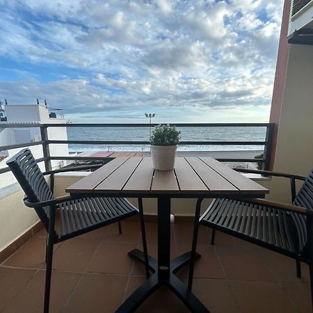 Maravilloso Apartamento En Primera Linea De Playa Con Vistas Al Mar En Caleta De Velez 2 D المظهر الخارجي الصورة