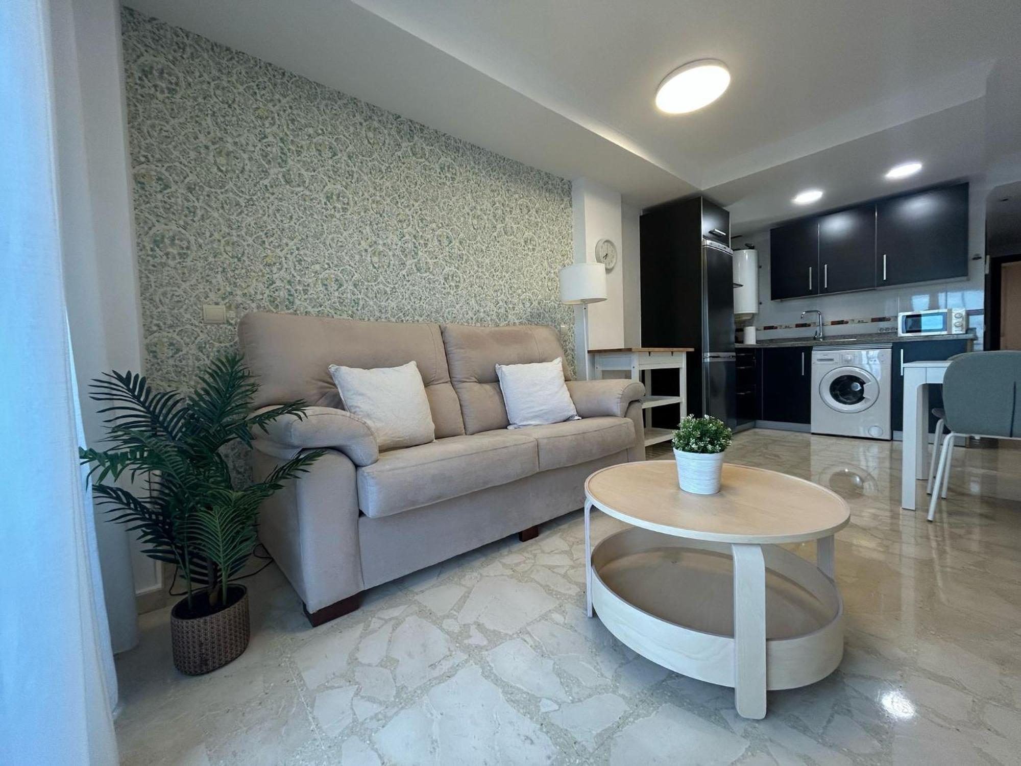 Maravilloso Apartamento En Primera Linea De Playa Con Vistas Al Mar En Caleta De Velez 2 D المظهر الخارجي الصورة